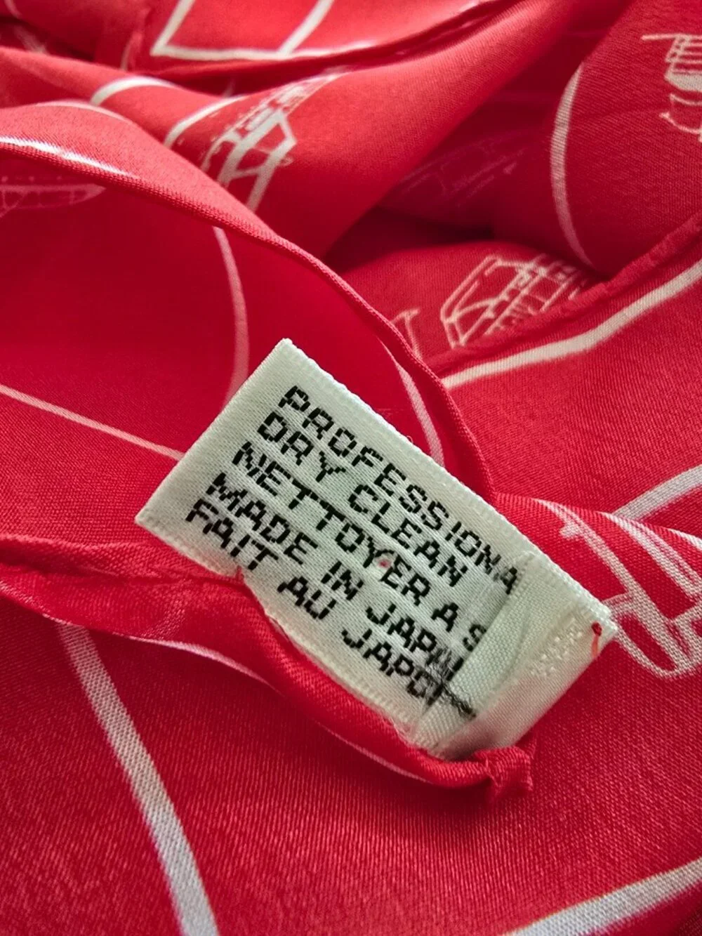 Vera Neumann - Vintage Silk Scarf w/ Traditional Wooden Motorboats, Red & White​ - Picture 8 of 9
